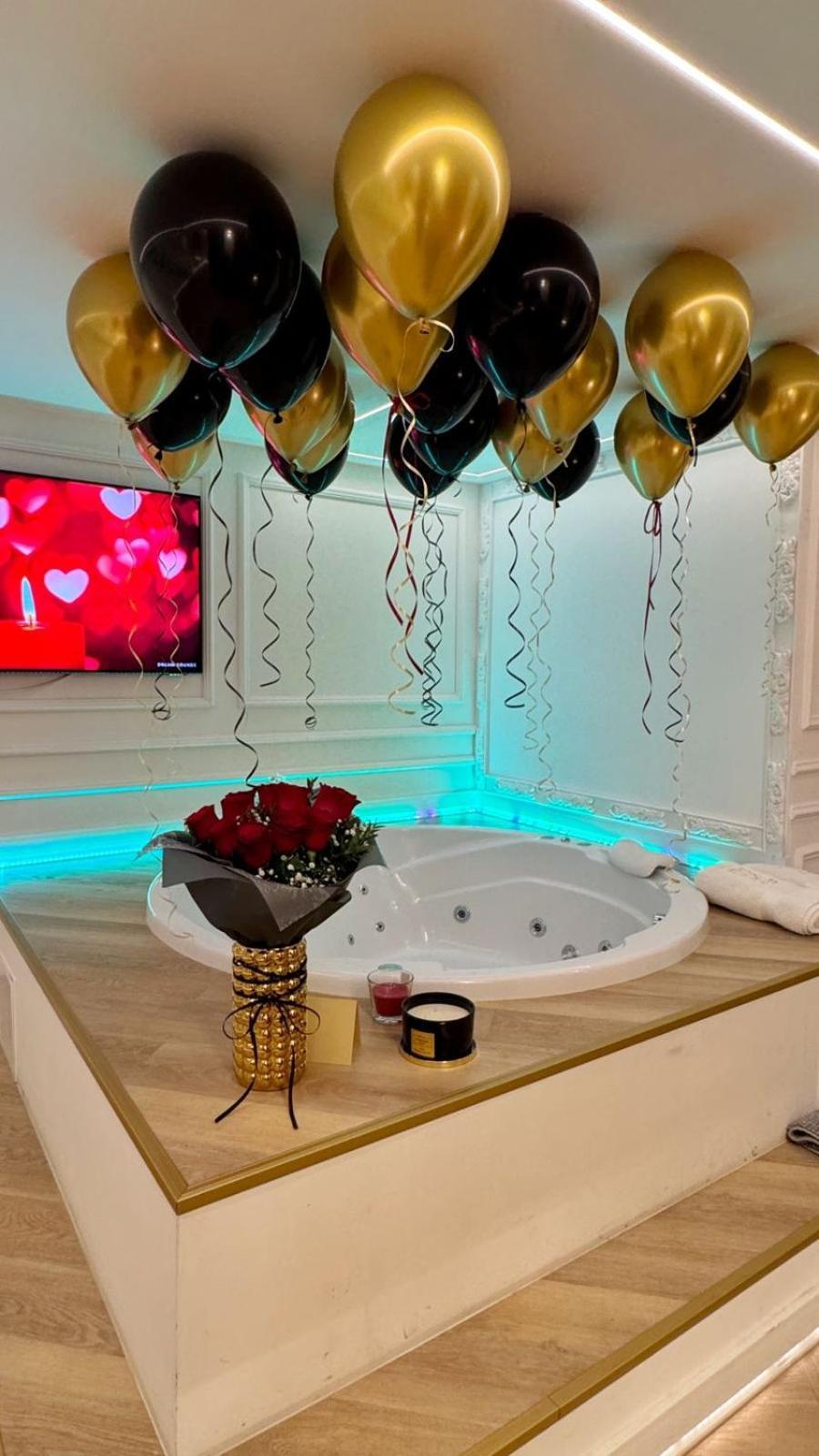 Appartement Vip Jacuzzi Luxury à Budapest Extérieur photo