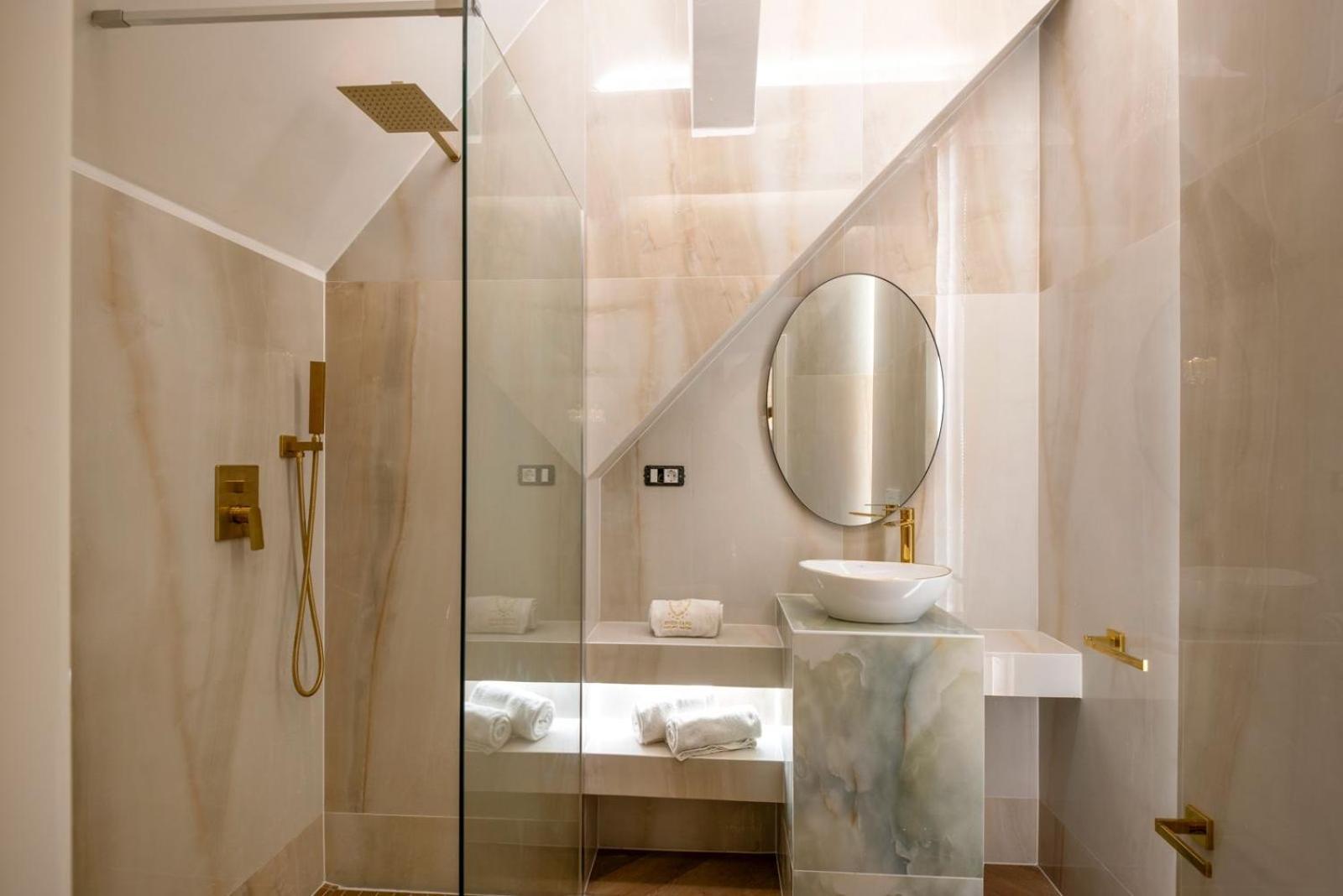 Appartement Vip Jacuzzi Luxury à Budapest Extérieur photo