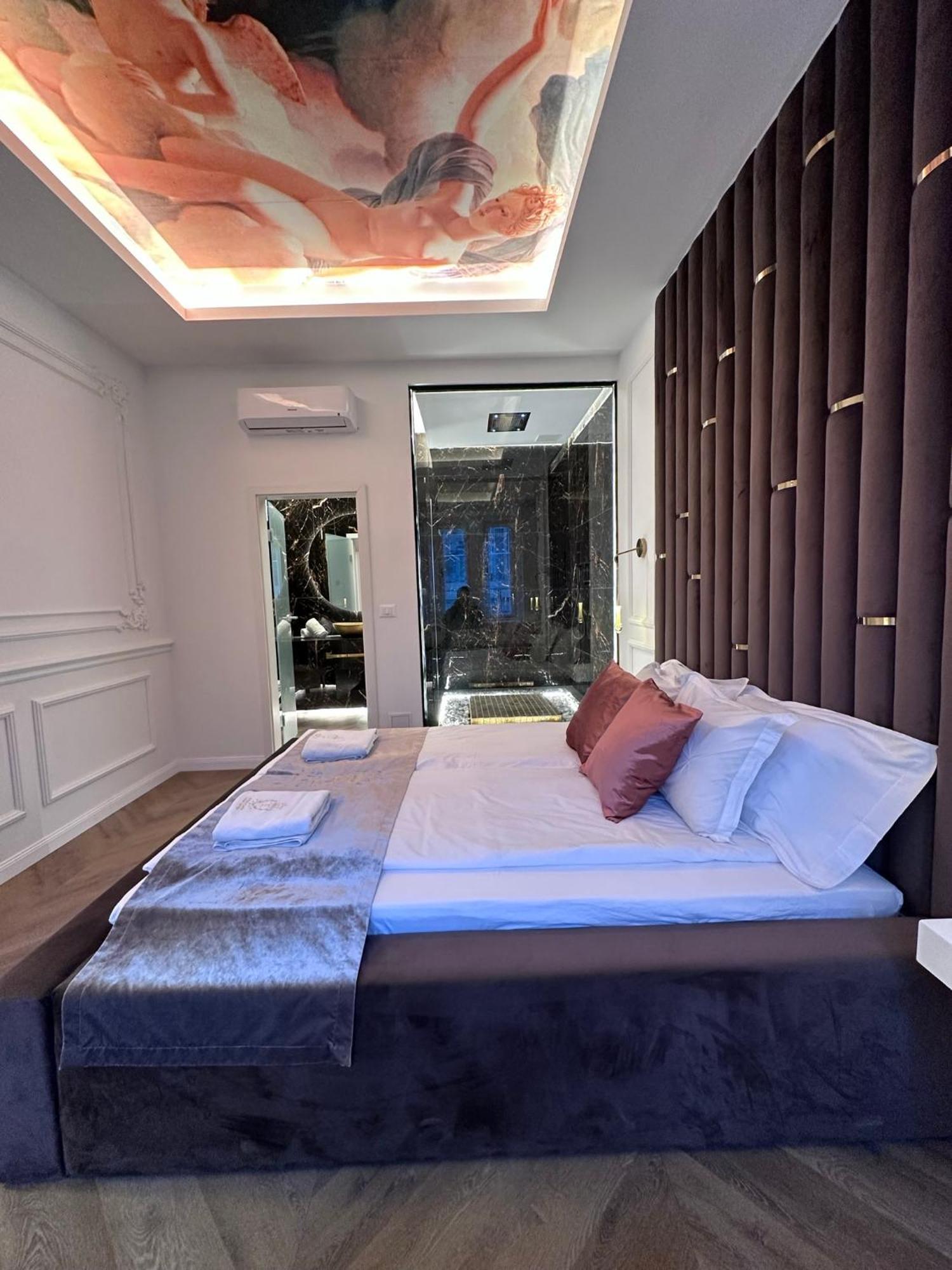 Appartement Vip Jacuzzi Luxury à Budapest Extérieur photo
